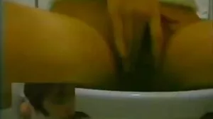 간호사 Azul이 골프 강사 야동 집에 전화를 겁니다.