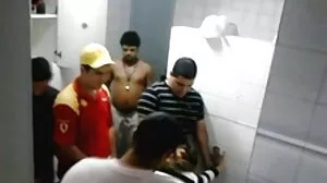 조각상 유부 포르노 같은 지젤 블랑코가 지즈를 얻습니다.